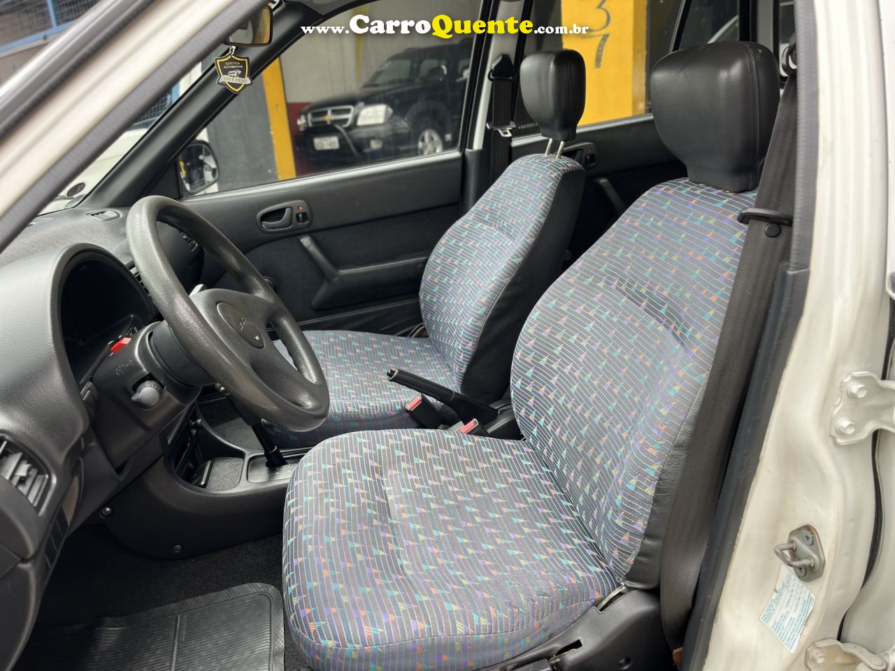 SUZUKI   SWIFT HATCH 1.0 3P E 5P   BRANCO 1998 1.0 GASOLINA - Loja