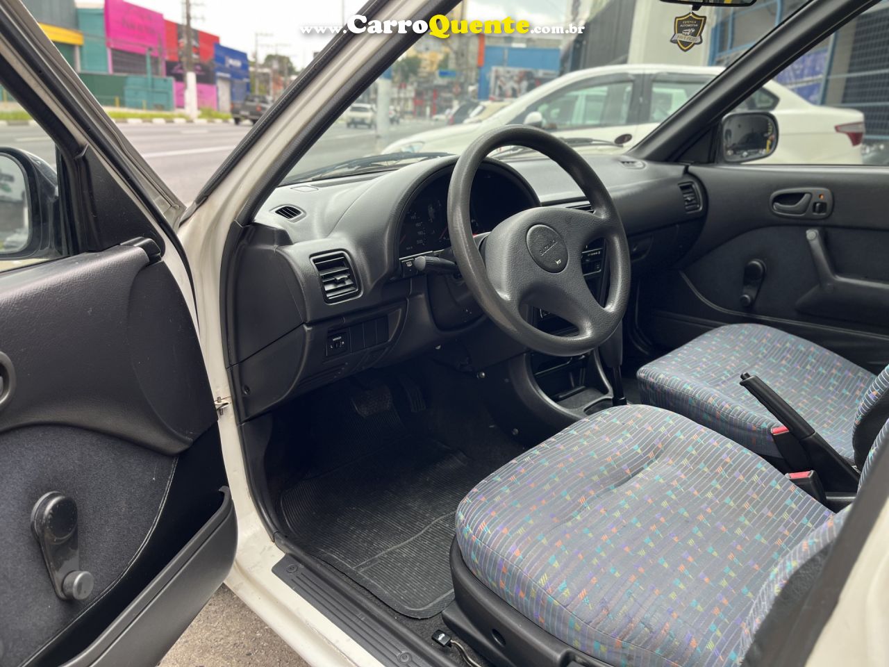 SUZUKI   SWIFT HATCH 1.0 3P E 5P   BRANCO 1998 1.0 GASOLINA - Loja