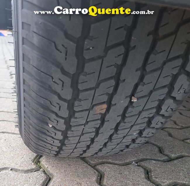 Toyota HILUX SW4 2.8 D-4D TURBO DIESEL SRX 4X4 AUTOMÁTICO - Loja