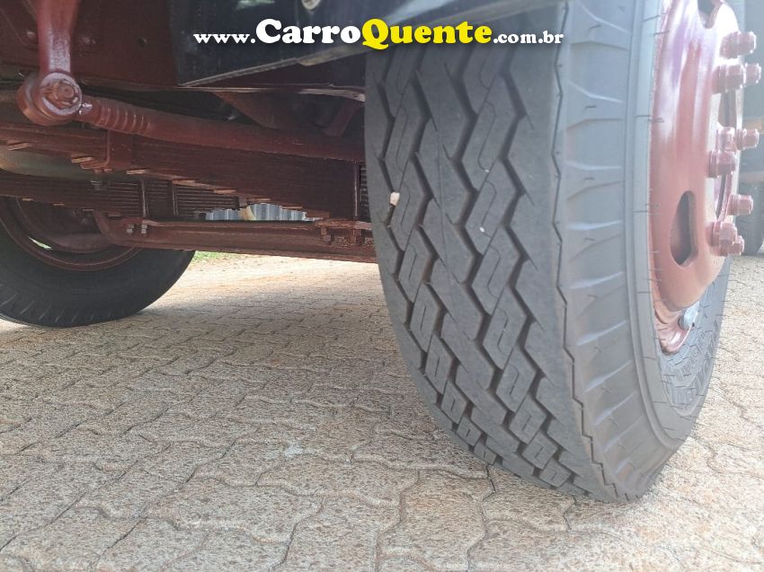Mercedes-Benz 1113 L-1113 4x2 Graneleiro - Loja