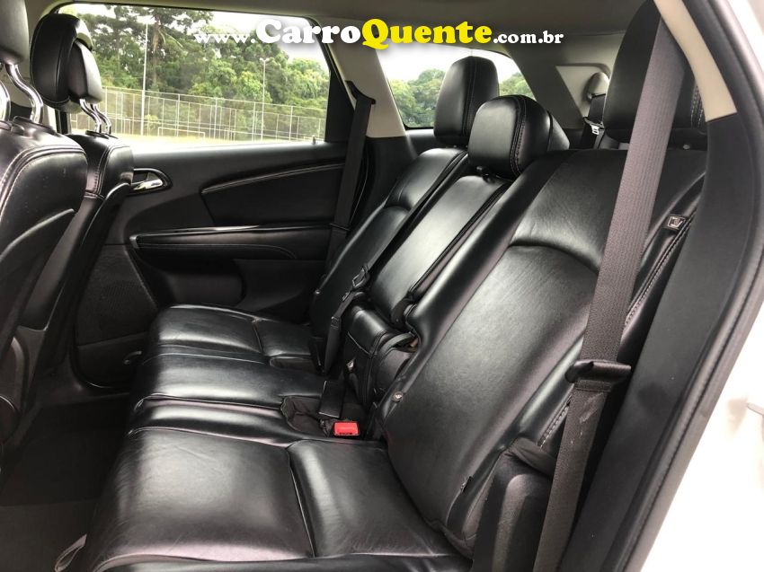 Fiat FREEMONT 2.4 PRECISION 16V GASOLINA 4P AUTOMÁTICO - Loja