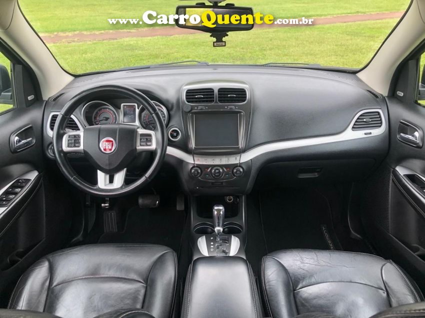 Fiat FREEMONT 2.4 PRECISION 16V GASOLINA 4P AUTOMÁTICO - Loja