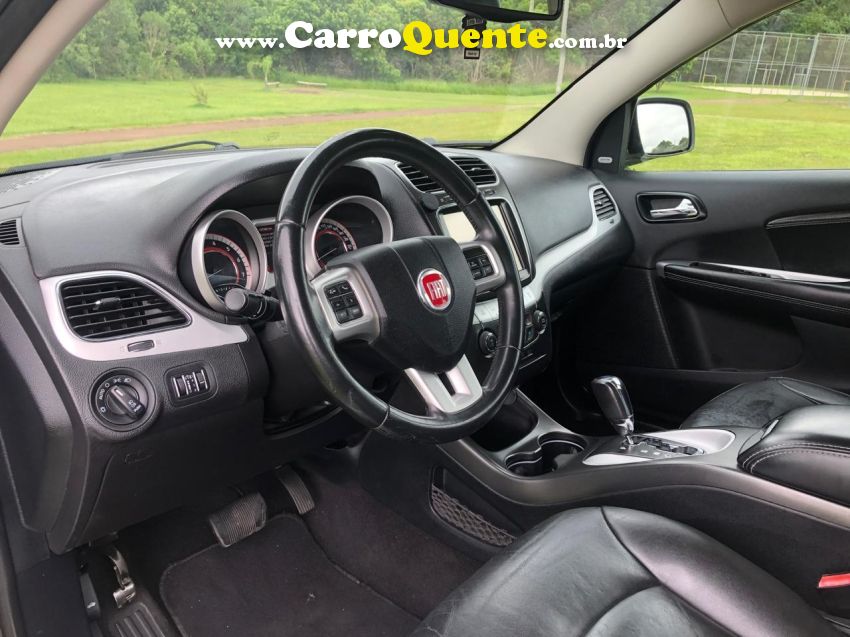 Fiat FREEMONT 2.4 PRECISION 16V GASOLINA 4P AUTOMÁTICO - Loja