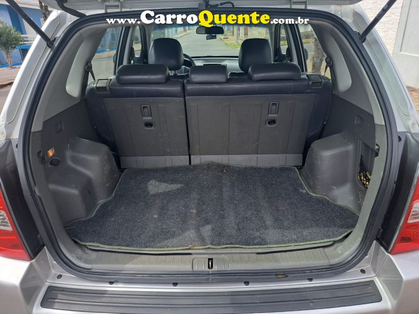 Hyundai TUCSON 2.0 MPFI GL 16V 142CV 2WD GASOLINA 4P AUTOMÁTICO - Loja