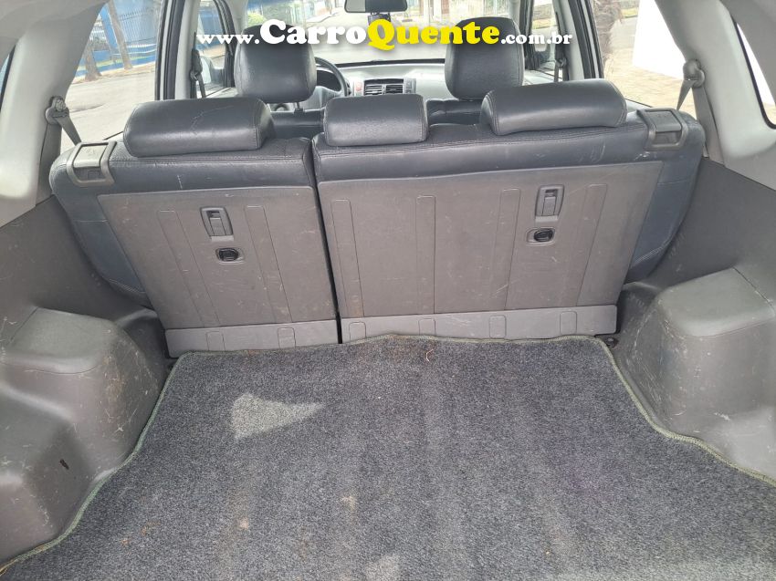 Hyundai TUCSON 2.0 MPFI GL 16V 142CV 2WD GASOLINA 4P AUTOMÁTICO - Loja