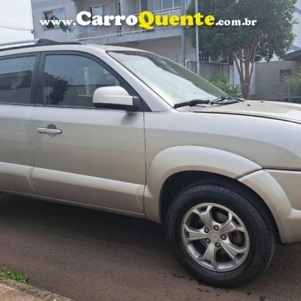 Hyundai TUCSON 2.0 MPFI GL 16V 142CV 2WD GASOLINA 4P AUTOMÁTICO