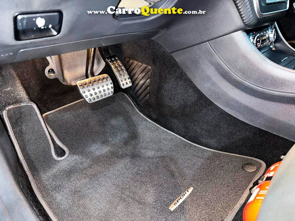 MERCEDES-BENZ A 250 2.0 SPORT TURBO 2014 - Loja
