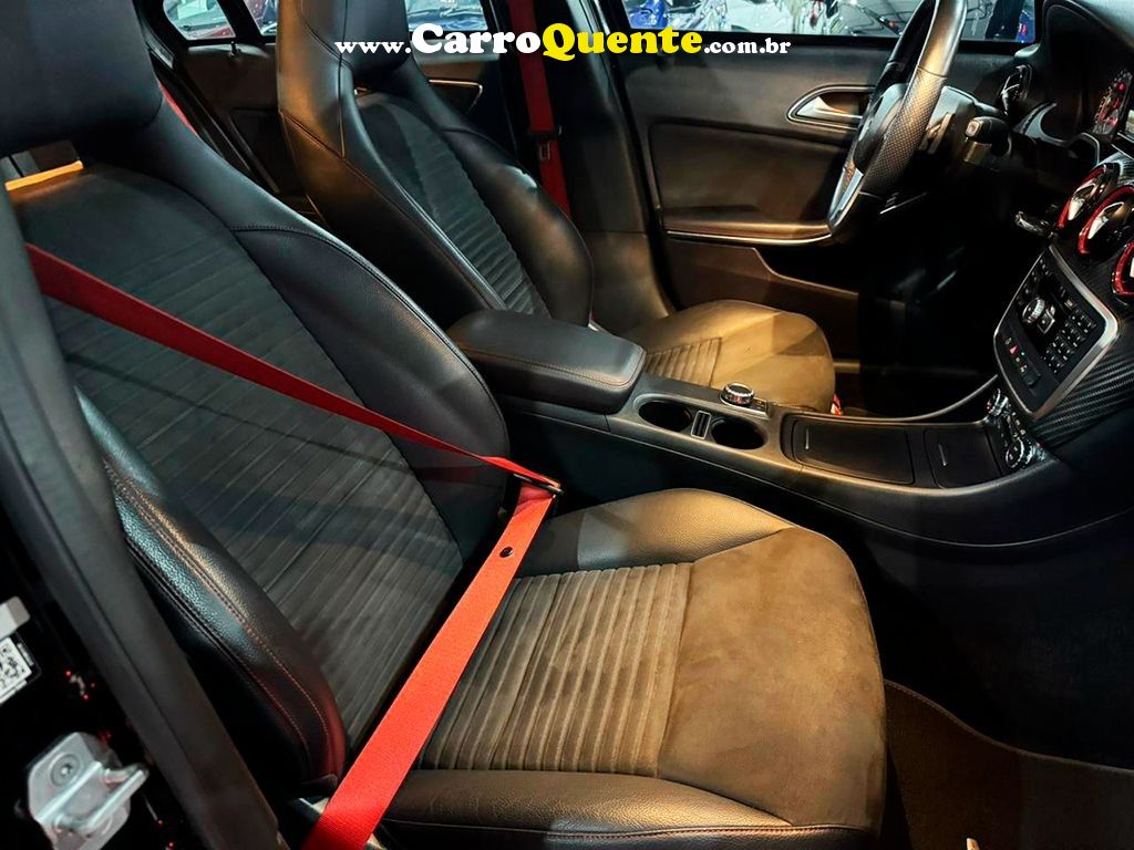 MERCEDES-BENZ A 250 2.0 SPORT TURBO 2014 - Loja