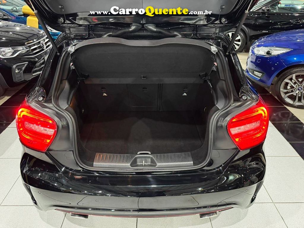 MERCEDES-BENZ A 250 2.0 SPORT TURBO 2014 - Loja