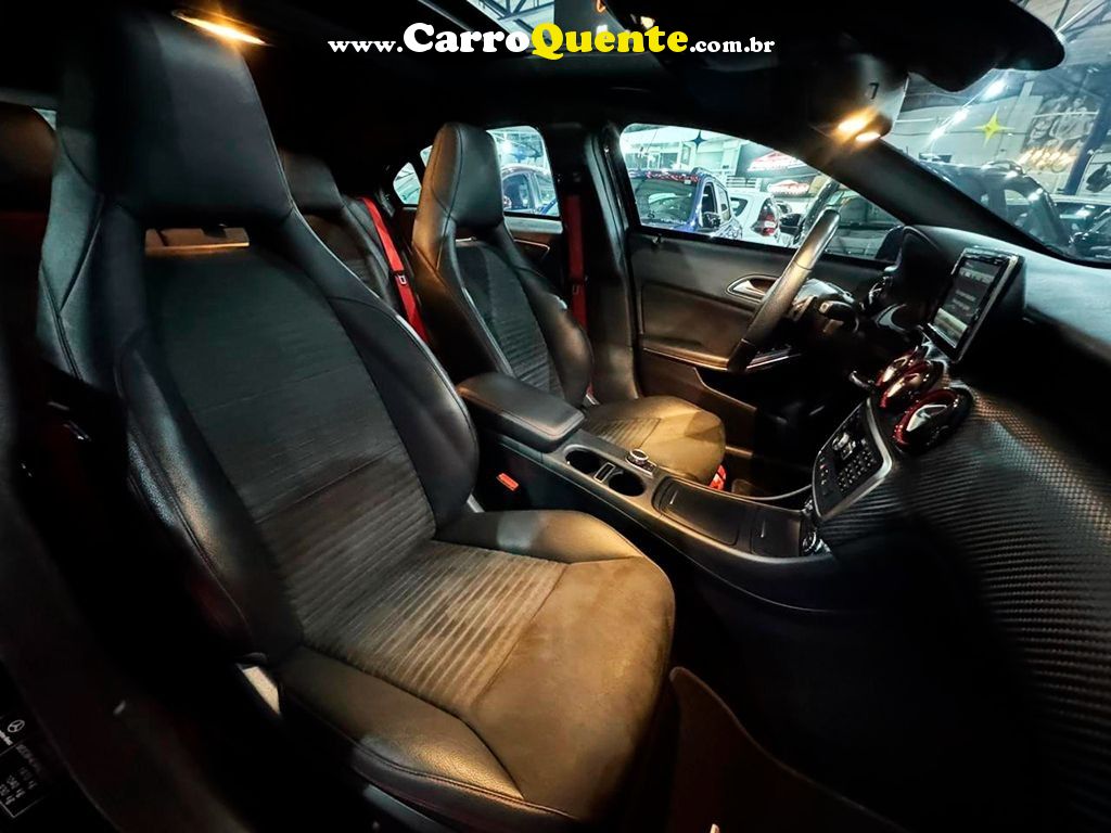 MERCEDES-BENZ A 250 2.0 SPORT TURBO 2014 - Loja