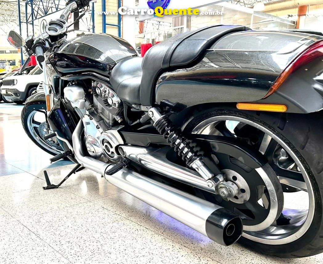 HARLEY-DAVIDSON V ROD MUSCLE 2015 - Loja