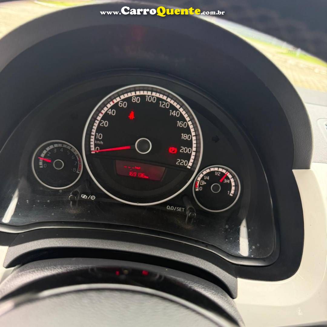 VOLKSWAGEN UP 1.0 TSI HIGH UP 12V 2017 - Loja