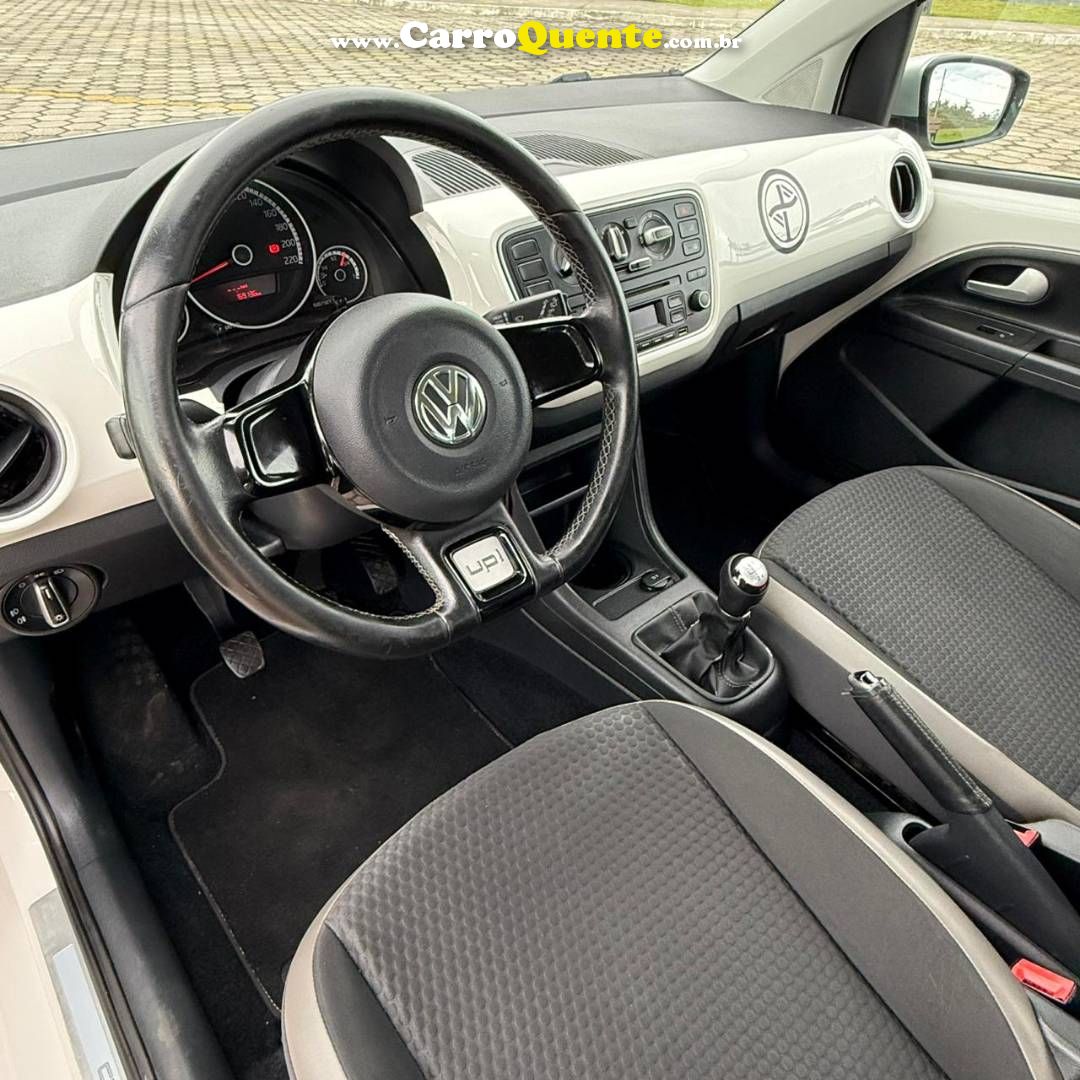 VOLKSWAGEN UP 1.0 TSI HIGH UP 12V 2017 - Loja