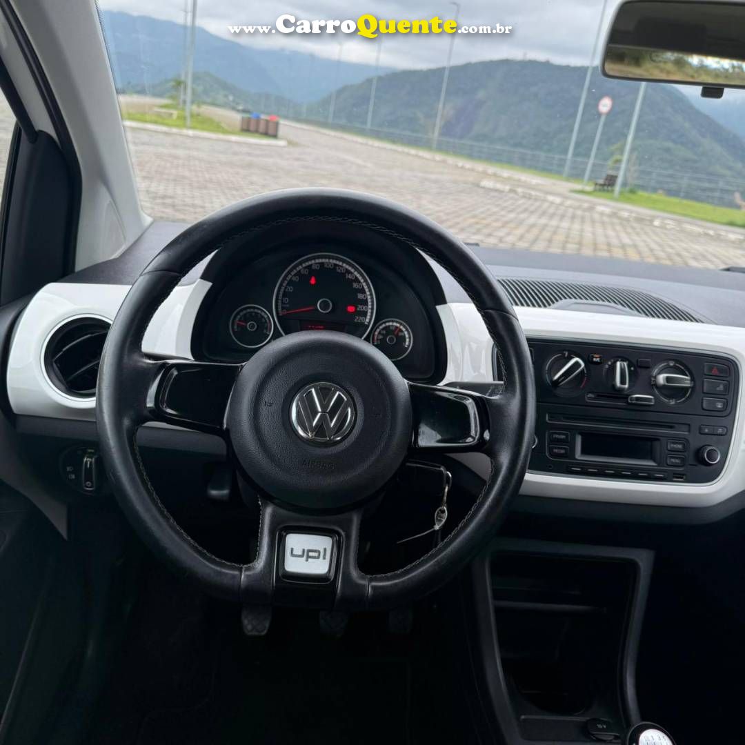 VOLKSWAGEN UP 1.0 TSI HIGH UP 12V 2017 - Loja