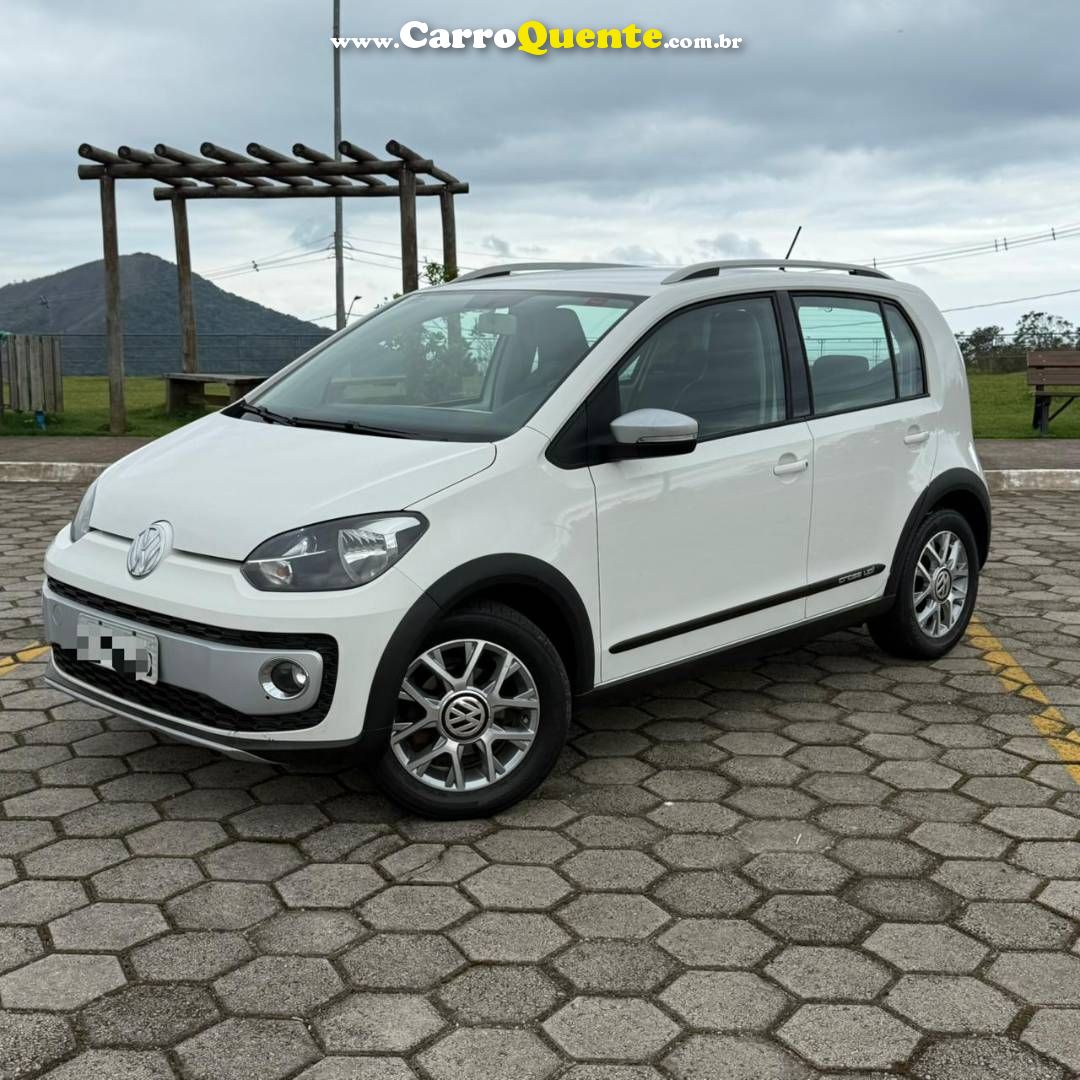 VOLKSWAGEN UP 1.0 TSI HIGH UP 12V 2017 - Loja