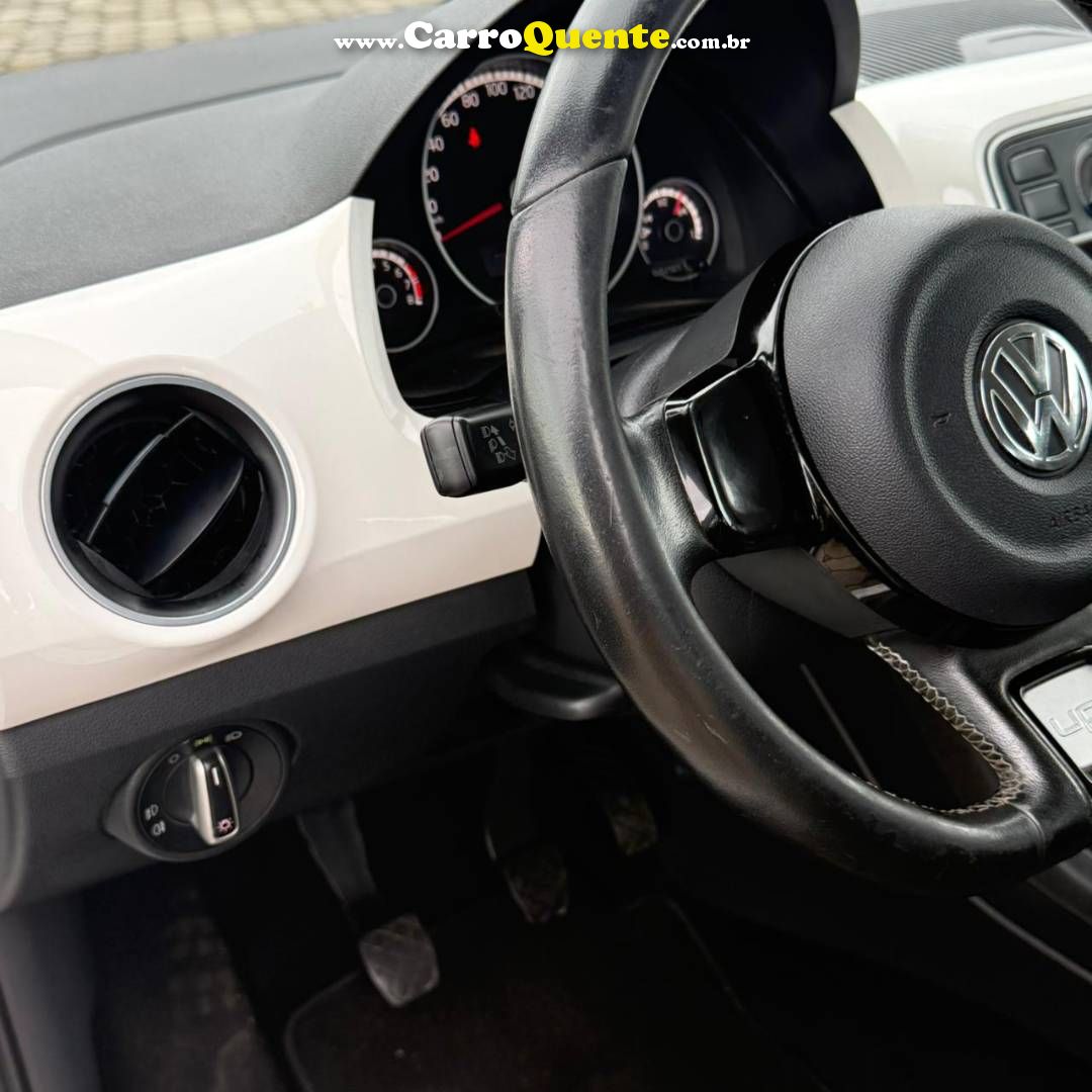 VOLKSWAGEN UP 1.0 TSI HIGH UP 12V 2017 - Loja