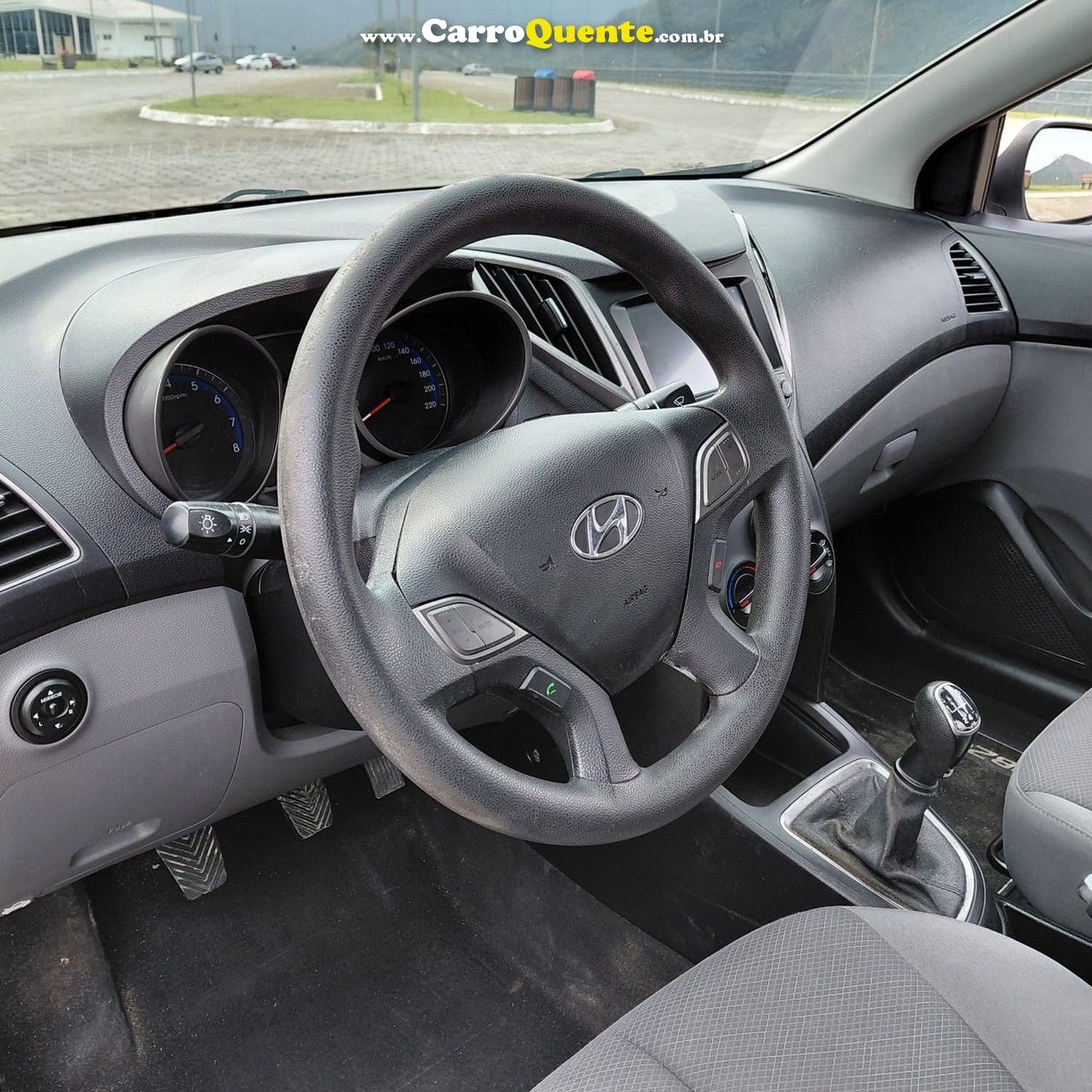 HYUNDAI HB20S 1.6 COMFORT PLUS 16V 2018 - Loja