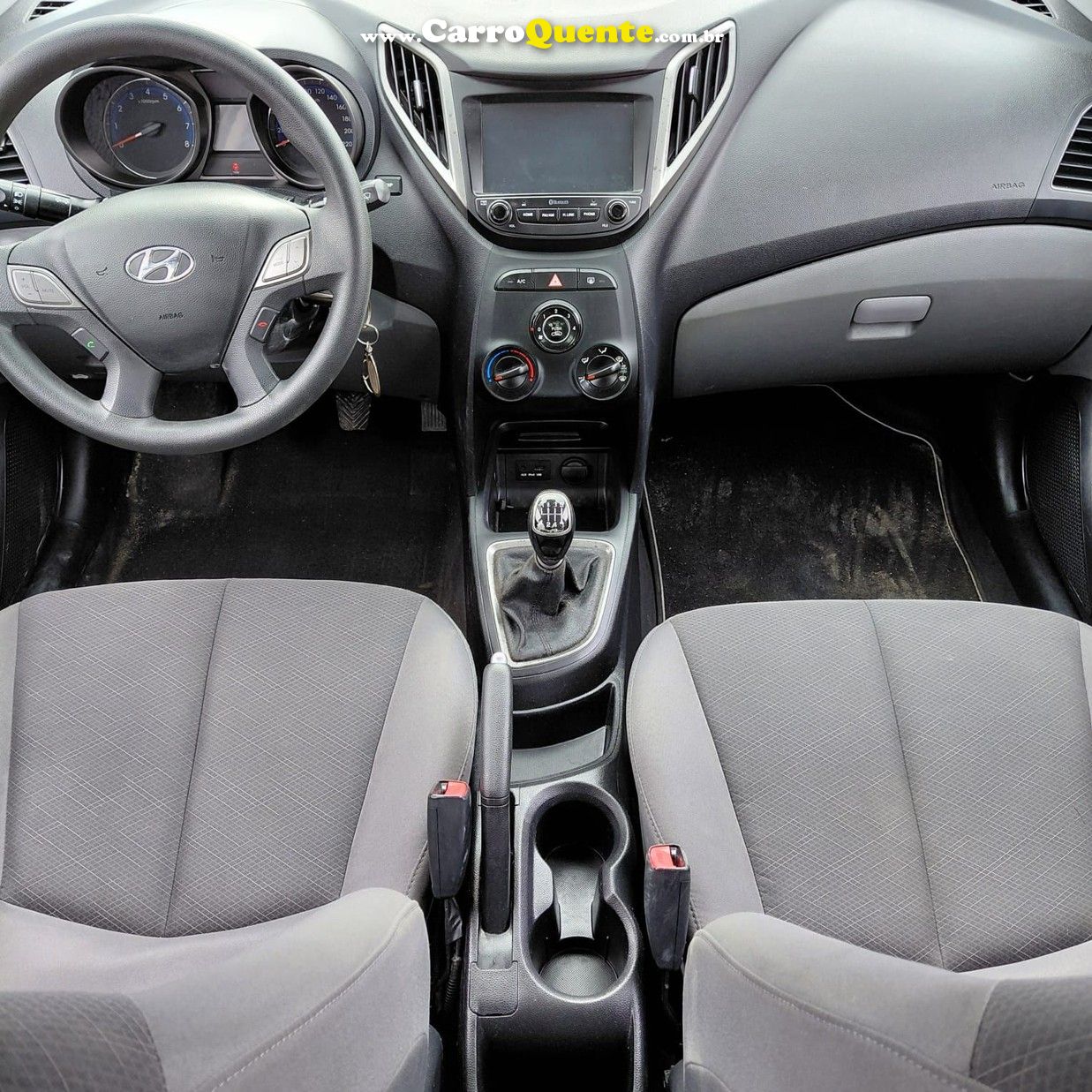 HYUNDAI HB20S 1.6 COMFORT PLUS 16V 2018 - Loja