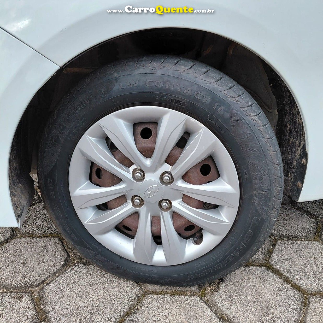 HYUNDAI HB20S 1.6 COMFORT PLUS 16V 2018 - Loja