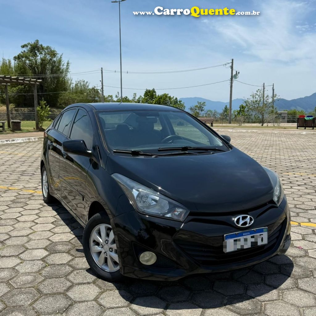 HYUNDAI HB20S 1.6 COMFORT PLUS 16V 2015 - Loja
