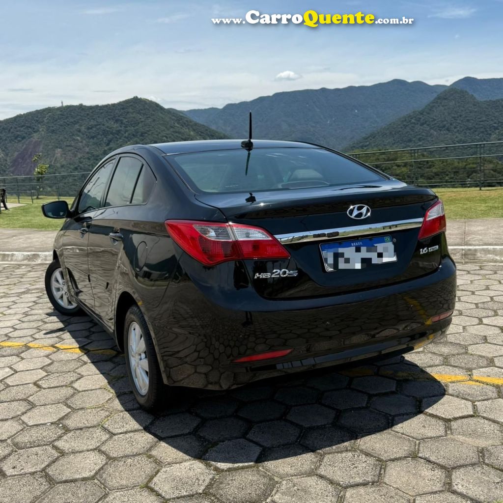 HYUNDAI HB20S 1.6 COMFORT PLUS 16V 2015 - Loja
