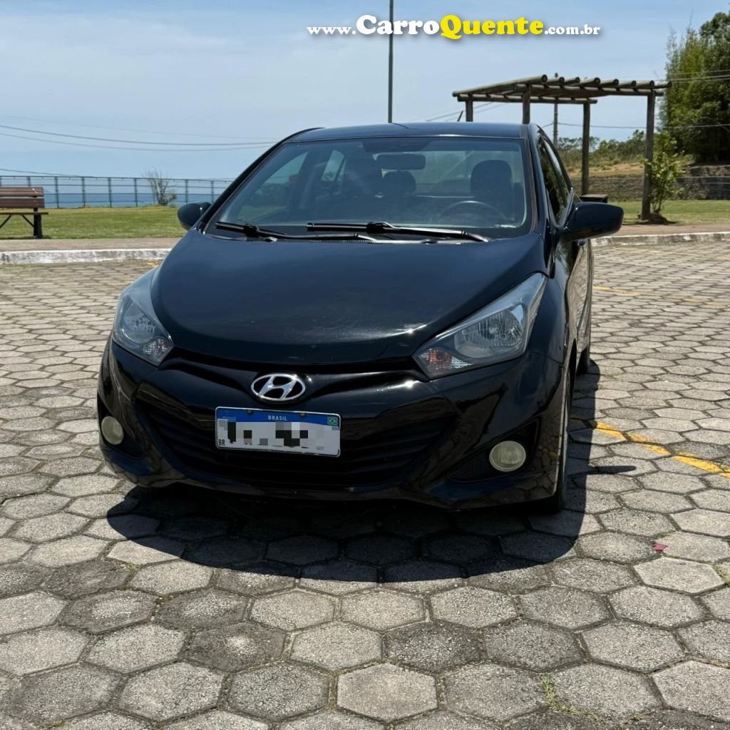 HYUNDAI HB20S 1.6 COMFORT PLUS 16V 2015 - Loja