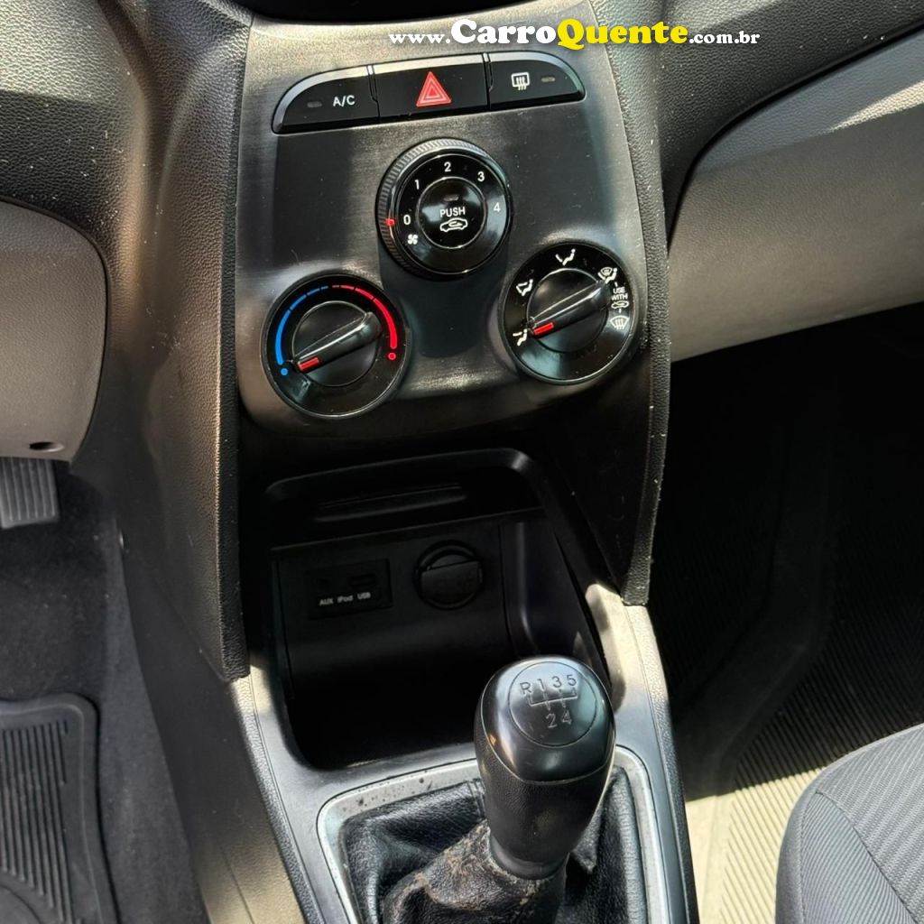 HYUNDAI HB20S 1.6 COMFORT PLUS 16V 2015 - Loja