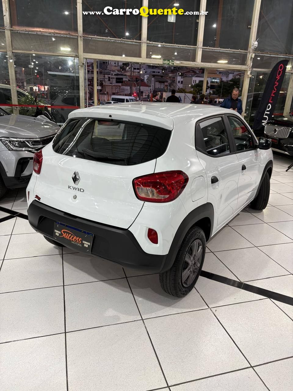 RENAULT KWID 1.0 12V SCE ZEN 2024 - Loja
