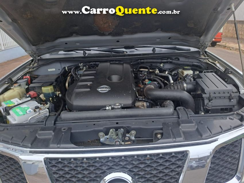 Nissan FRONTIER 2.5 SL 4X4 CD TURBO ELETRONIC DIESEL 4P AUTOMÁTICO - Loja