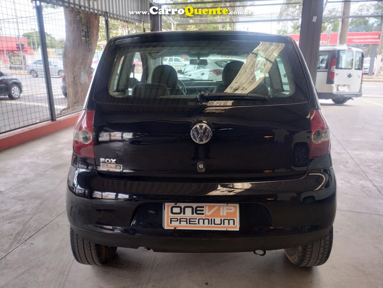VOLKSWAGEN   FOX CITY 1.0MI 1.0MI TOTAL FLEX 8V 3P   PRETO 2009 1.0 FLEX - Loja