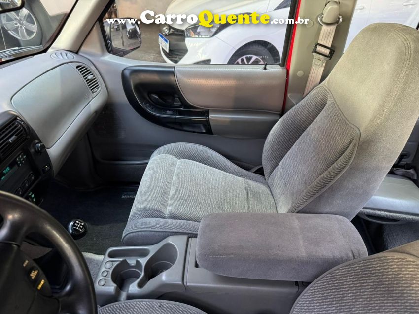Ford RANGER 4.0 STX 4X2 CE V6 12V GASOLINA 2P MANUAL - Loja
