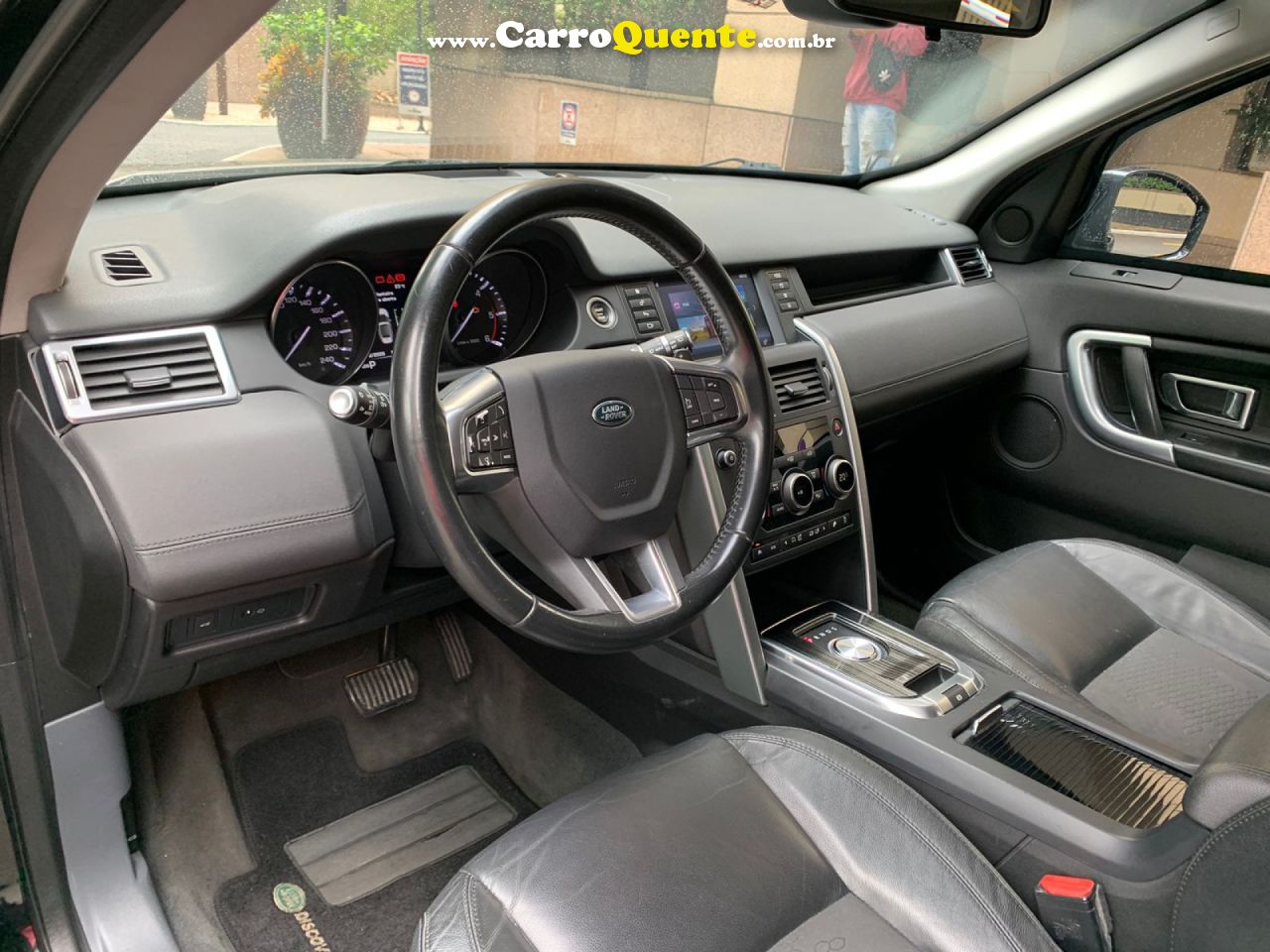LAND ROVER   2.0 16V TD4 TURBO DIESEL SE   PRETO 2016 2.0 DIESEL - Loja