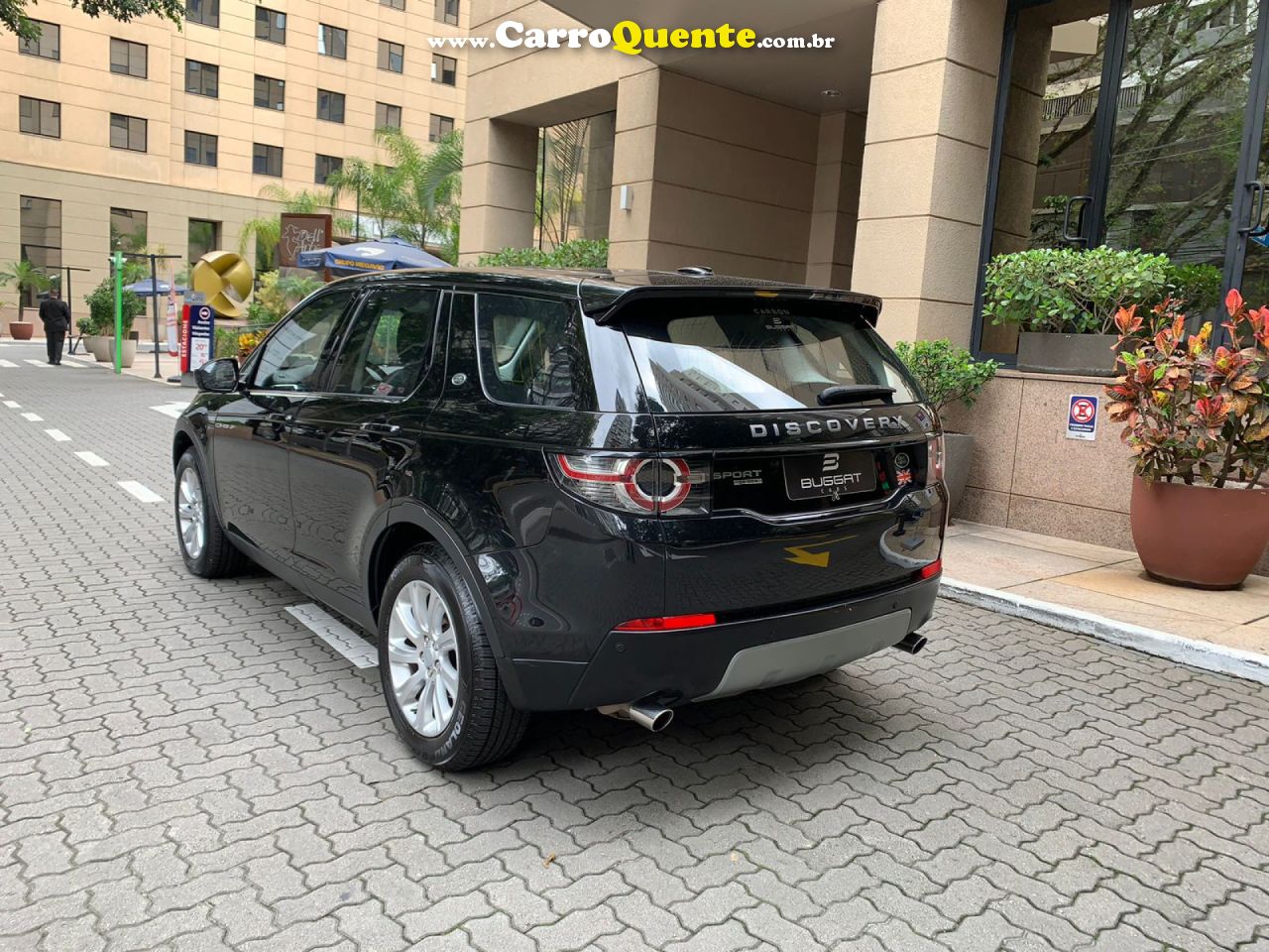 LAND ROVER   2.0 16V TD4 TURBO DIESEL SE   PRETO 2016 2.0 DIESEL - Loja