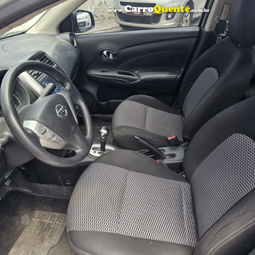 NISSAN   VERSA SV 1.6 16V FLEXSTART 4P AUT.   PRATA 2020 1.6 GASOLINA - Loja