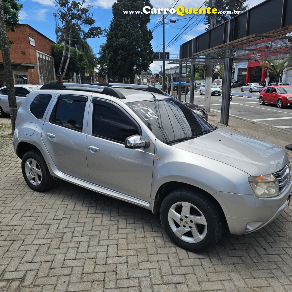 RENAULT   DUSTER DYNAMIQUE 1.6 FLEX 16V MEC.   PRATA 2012 1.6 FLEX - Loja