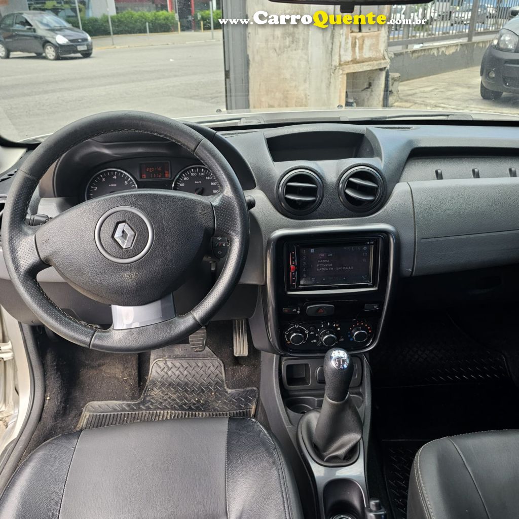 RENAULT   DUSTER DYNAMIQUE 1.6 FLEX 16V MEC.   PRATA 2012 1.6 FLEX - Loja
