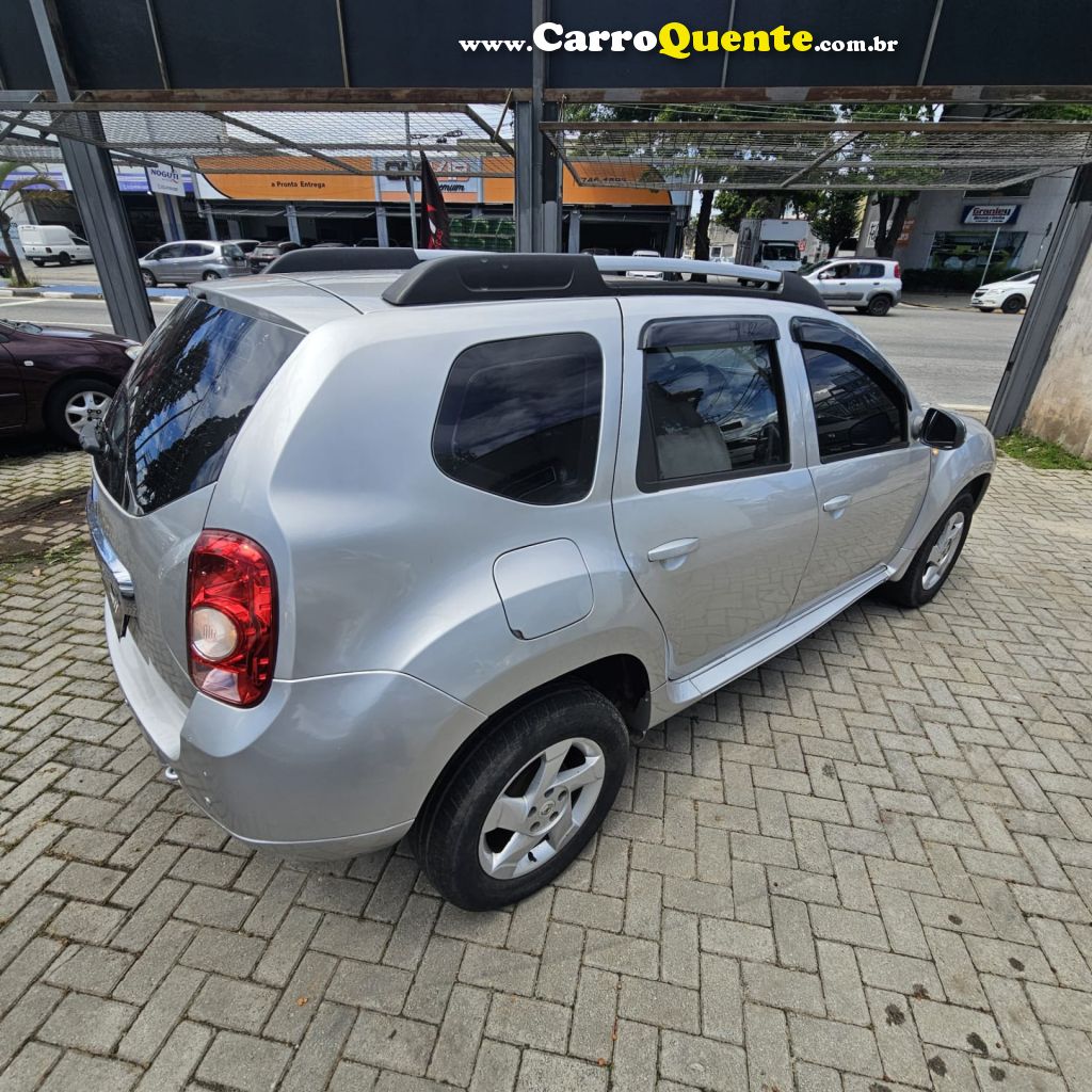 RENAULT   DUSTER DYNAMIQUE 1.6 FLEX 16V MEC.   PRATA 2012 1.6 FLEX - Loja