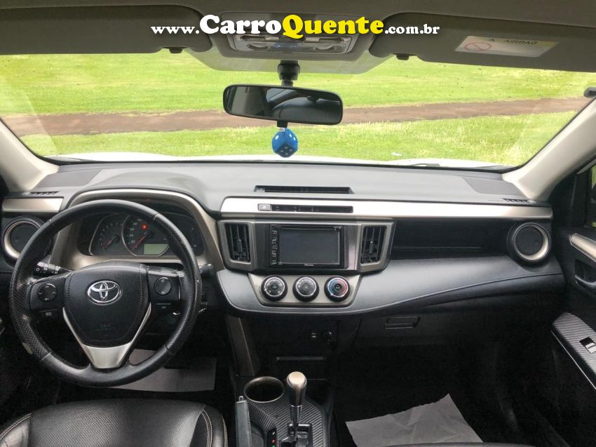 Toyota RAV4 2.0 4X2 16V GASOLINA 4P AUTOMÁTICO - Loja