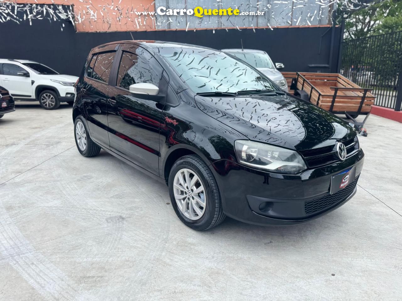 VOLKSWAGEN   FOX ROCK IN RIO 1.6 MI TOTAL FLEX 8V 5P   PRETO 2014 1.6 FLEX - Loja