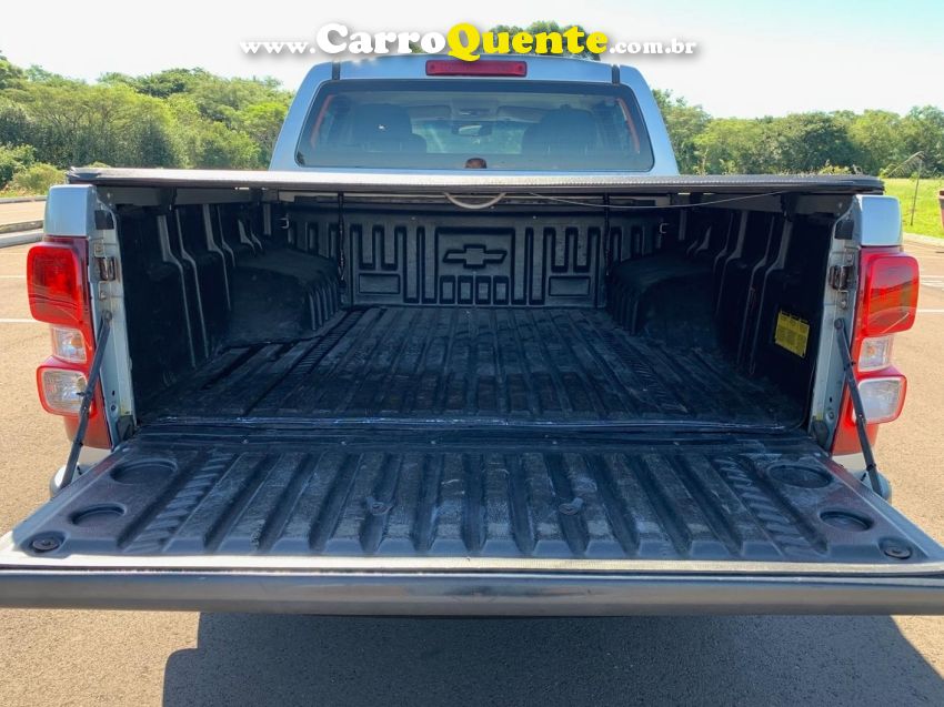 Chevrolet S10 2.8 LT 4X4 CD 16V TURBO DIESEL 4P MANUAL - Loja