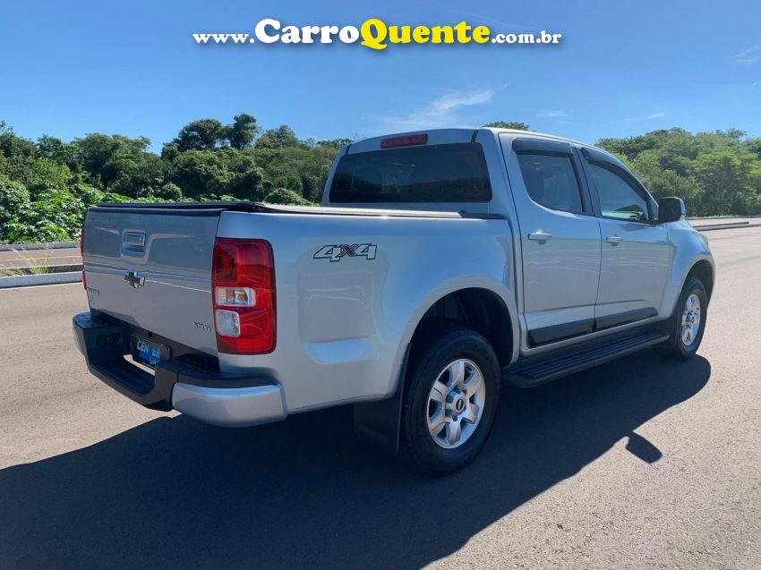 Chevrolet S10 2.8 LT 4X4 CD 16V TURBO DIESEL 4P MANUAL - Loja