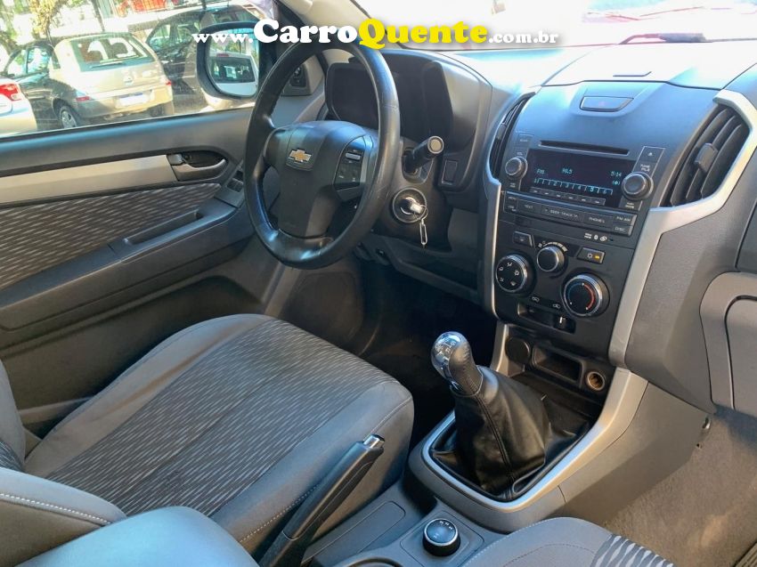 Chevrolet S10 2.8 LT 4X4 CD 16V TURBO DIESEL 4P MANUAL - Loja
