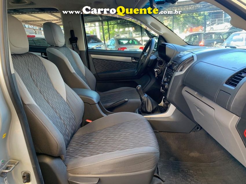 Chevrolet S10 2.8 LT 4X4 CD 16V TURBO DIESEL 4P MANUAL - Loja