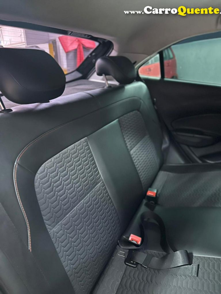 CHEVROLET   ONIX HATCH LTZ 1.4 8V FLEXPOWER 5P MEC.   PRETO 2018 1.4 FLEX - Loja