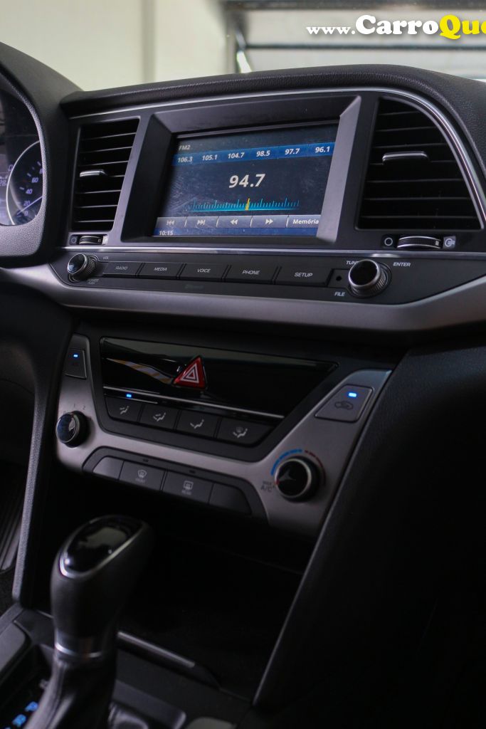 HYUNDAI   ELANTRA 2.0 16V FLEX AUT.   PRATA 2018 2.0 FLEX - Loja