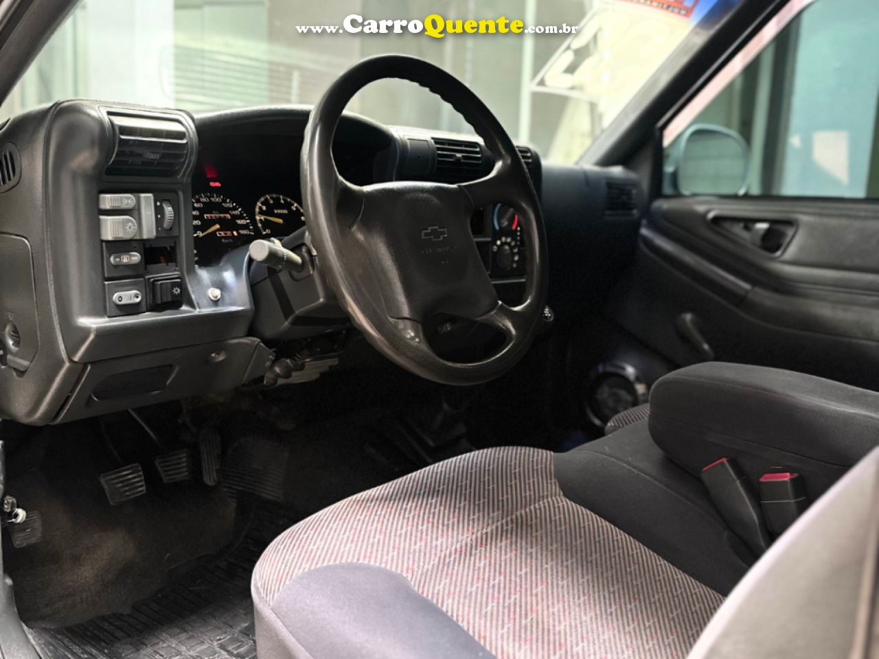 CHEVROLET   S10 BLAZER 2.4 MPFI 8V 128CV 4P   PRATA 2000 2.4 GASOLINA - Loja