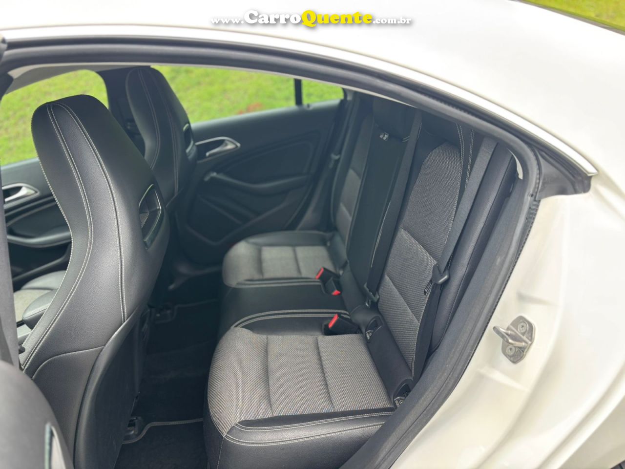 MERCEDES-BENZ   CLA 180 1.6 CGI GASOLINA 7G-DCT   BRANCO 2018 1.6 GASOLINA - Loja