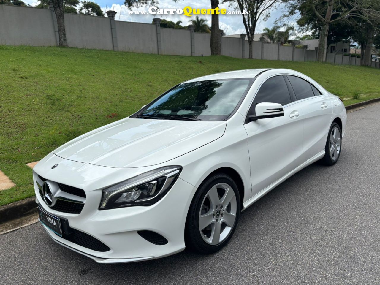 MERCEDES-BENZ   CLA 180 1.6 CGI GASOLINA 7G-DCT   BRANCO 2018 1.6 GASOLINA - Loja