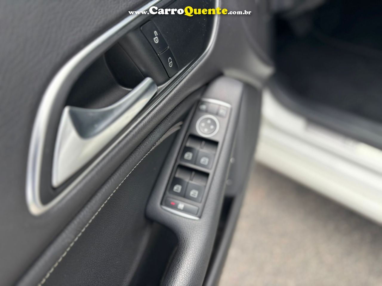 MERCEDES-BENZ   CLA 180 1.6 CGI GASOLINA 7G-DCT   BRANCO 2018 1.6 GASOLINA - Loja