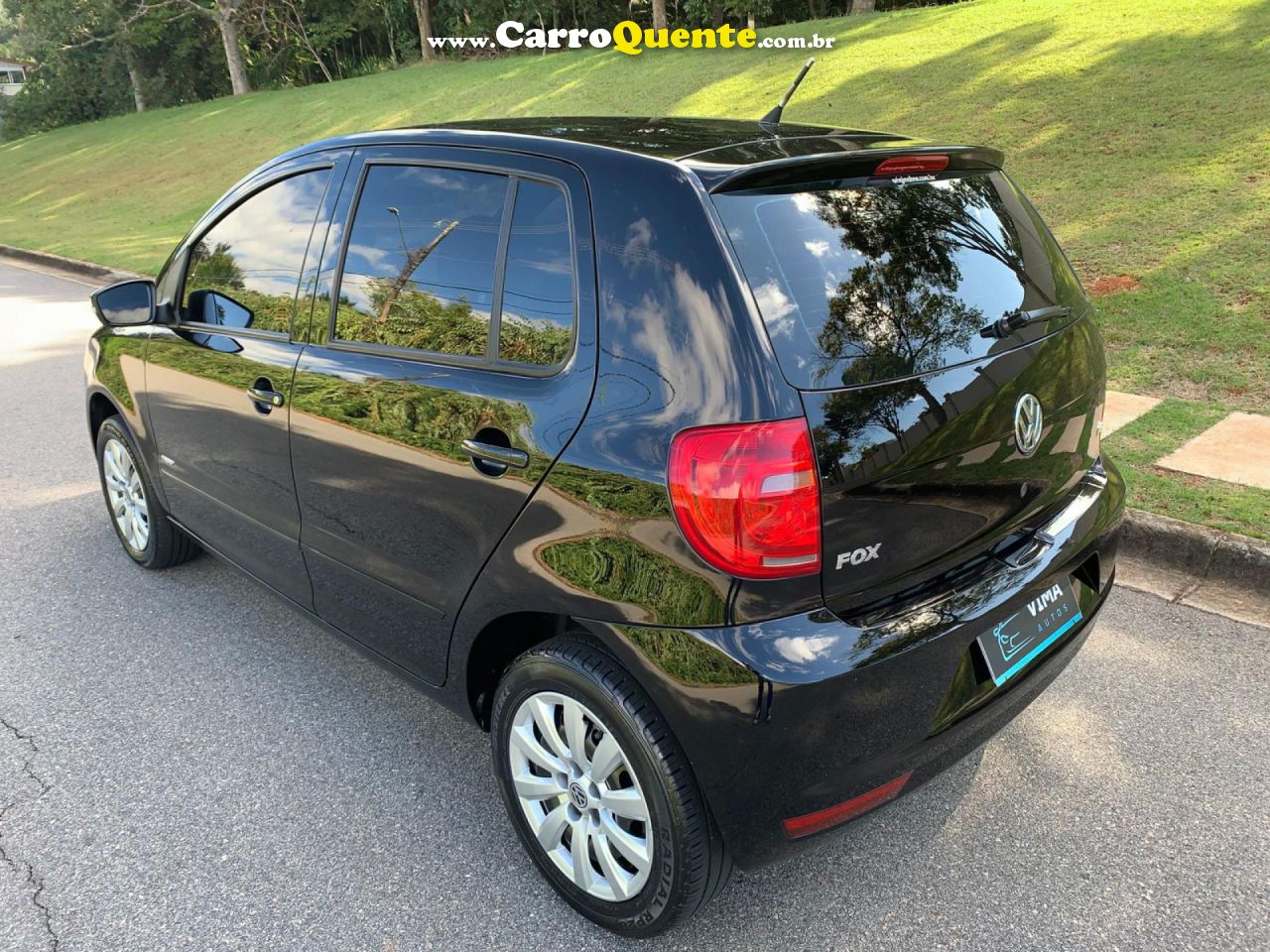VOLKSWAGEN   FOX 1.6 MI TOTAL FLEX 8V 5P   PRETO 2013 1.6 FLEX - Loja